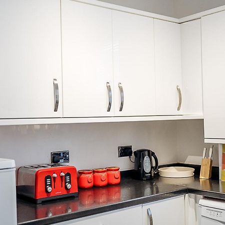 Sunny Seaside Beach House Lytham Centre Sleeps 8 Lytham St Annes Exterior foto